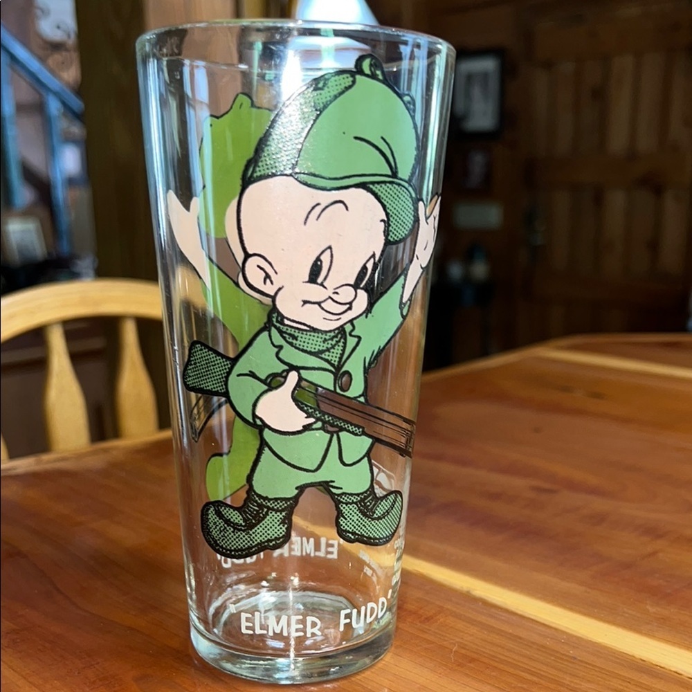 Vintage Elmer Fudd Character Glass Pepsi 1973
